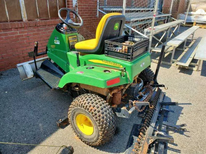 1200 hydro john deere specs