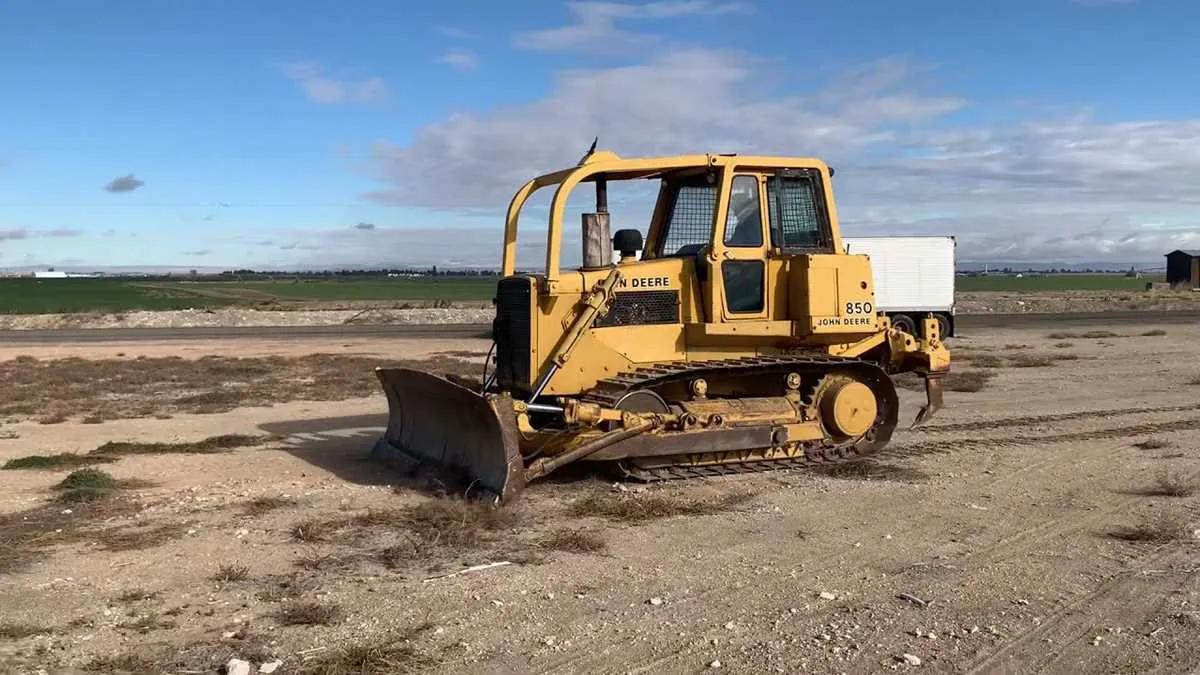 1980 john deere 850 dozer specs