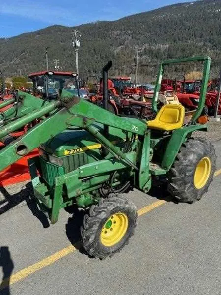 1998 john deere 770 specs