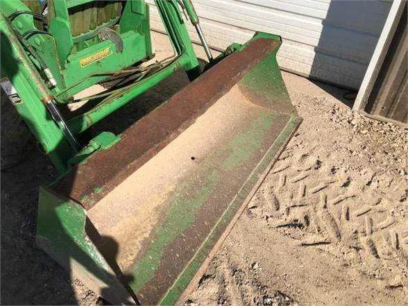 2000 john deere 790 specs
