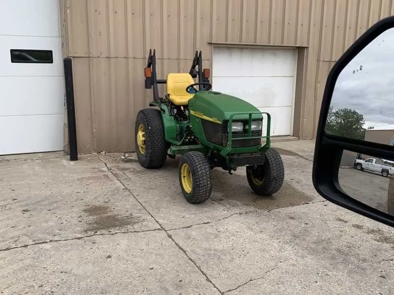 2002 john deere 2210 specs