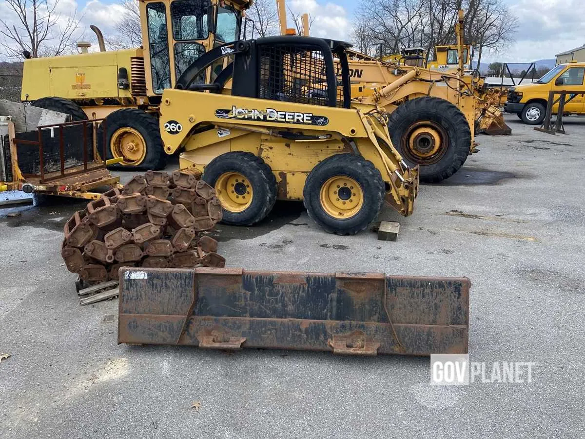 2002 john deere 260 specs