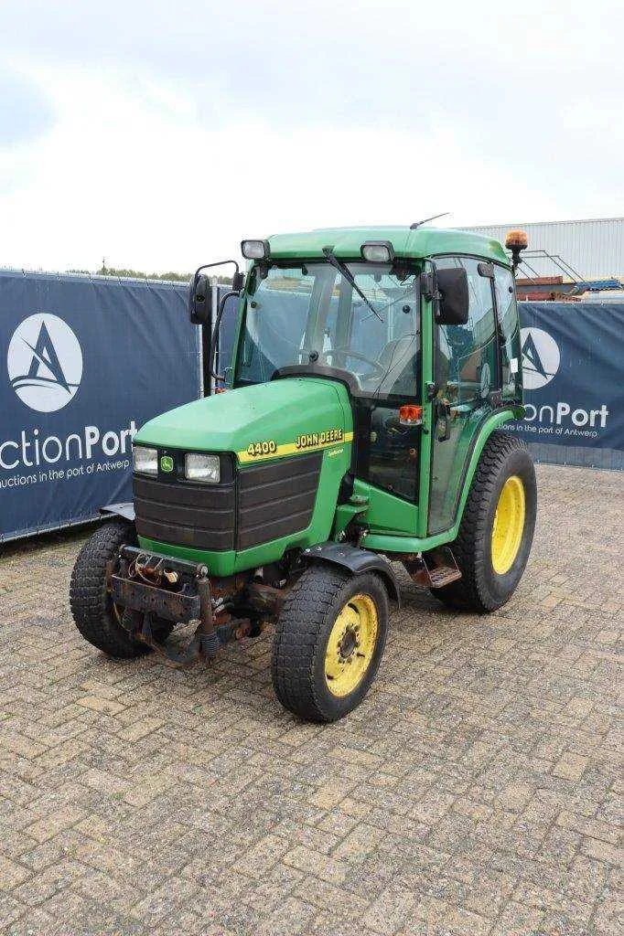 2002 john deere 4400 specs