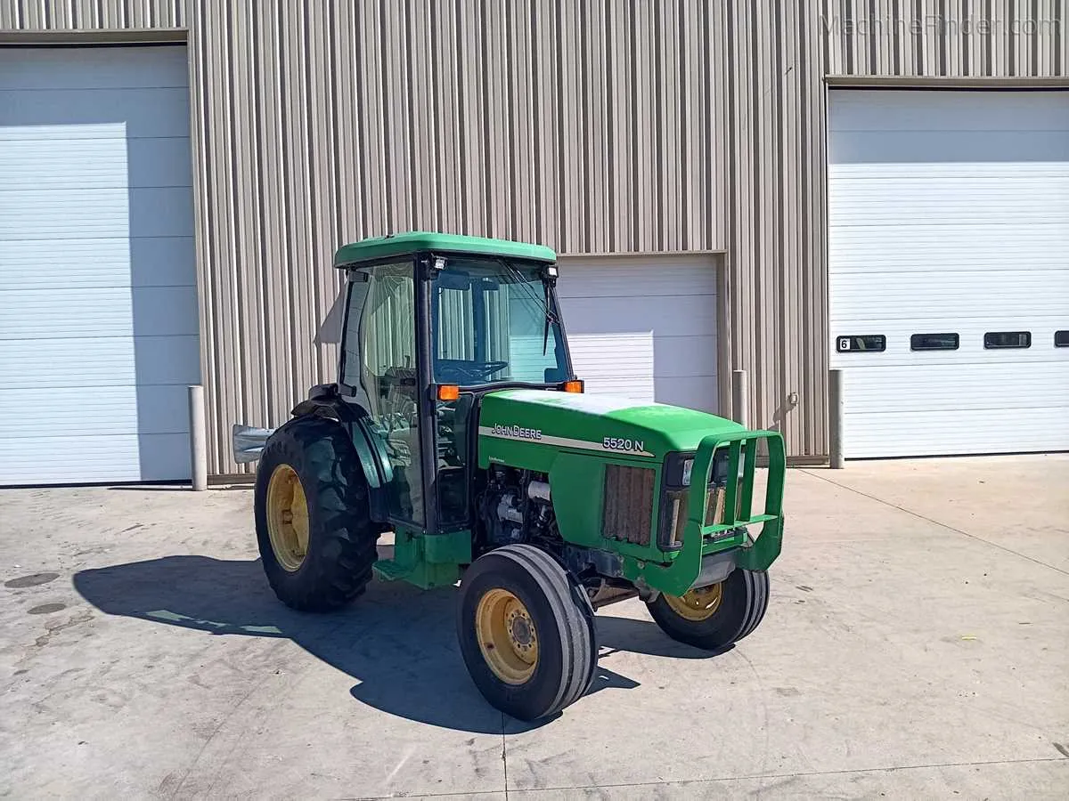2004 john deere 5520 specs