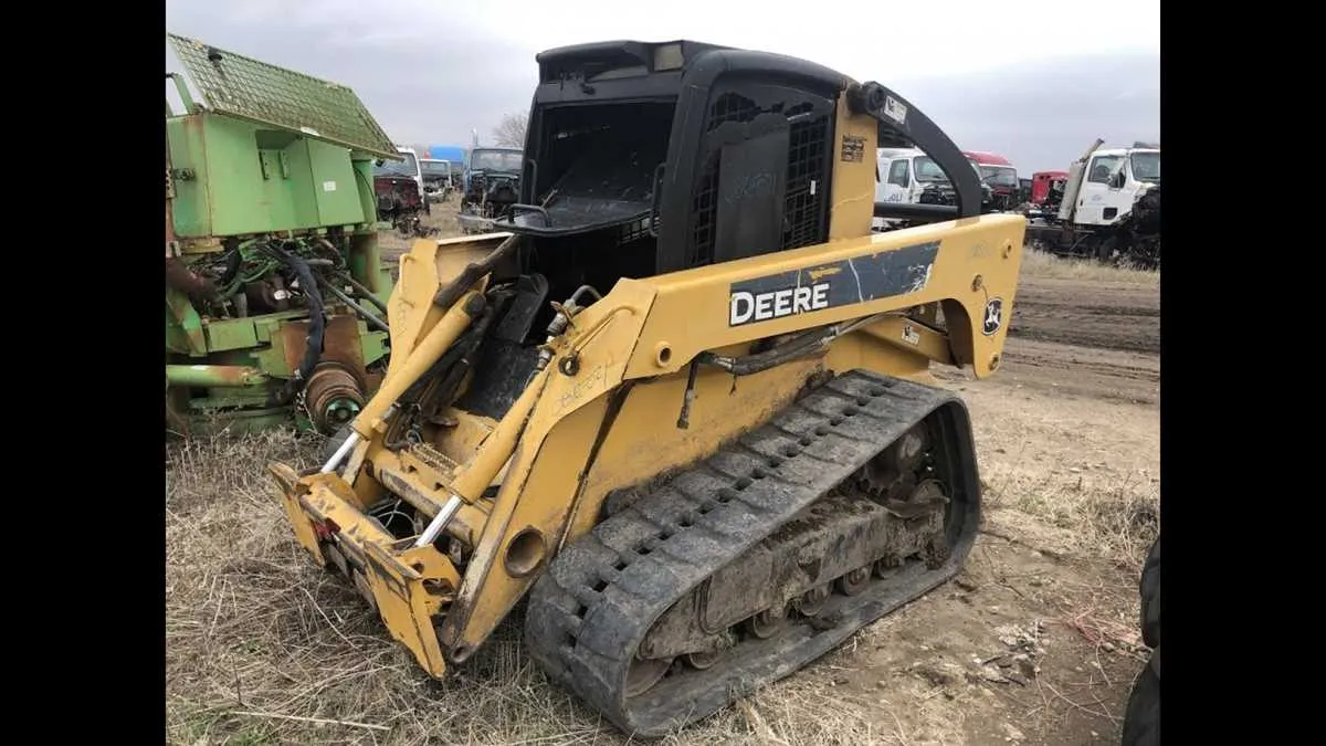 2005 john deere 332 skid steer specs