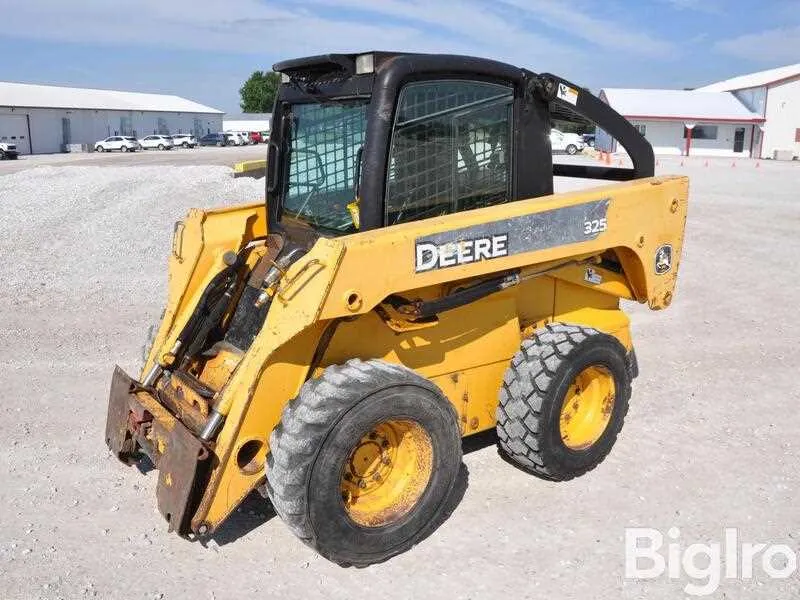 2006 john deere 325 skid steer specs