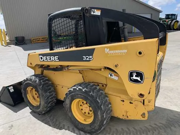 2006 john deere 325 skid steer specs
