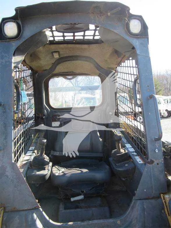 2010 john deere 323d specs
