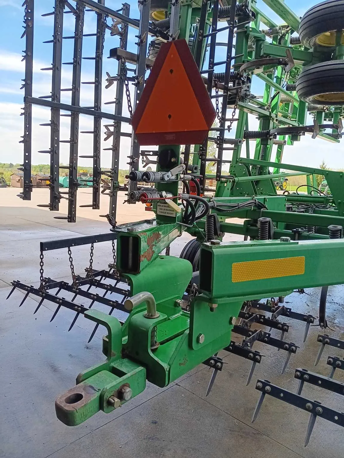 2010 john deere 2210 specs