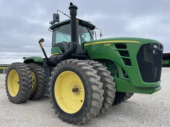 2011 john deere 7330 specs