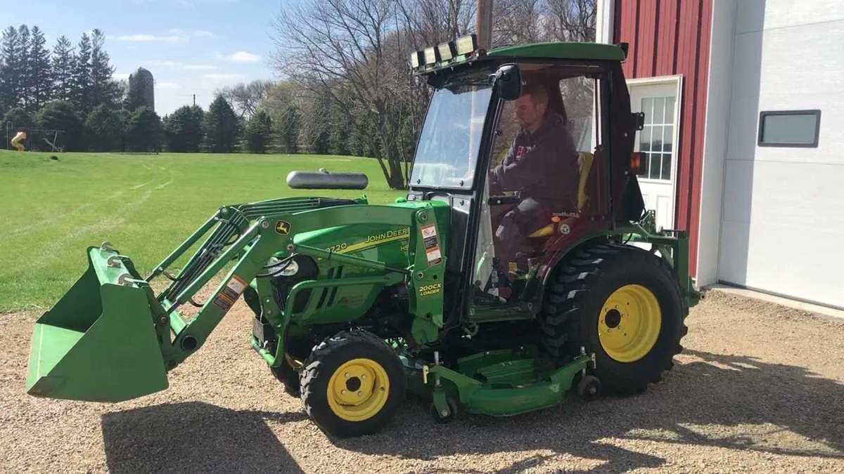 2012 john deere 4x4 2720 tractor with backhoe specs