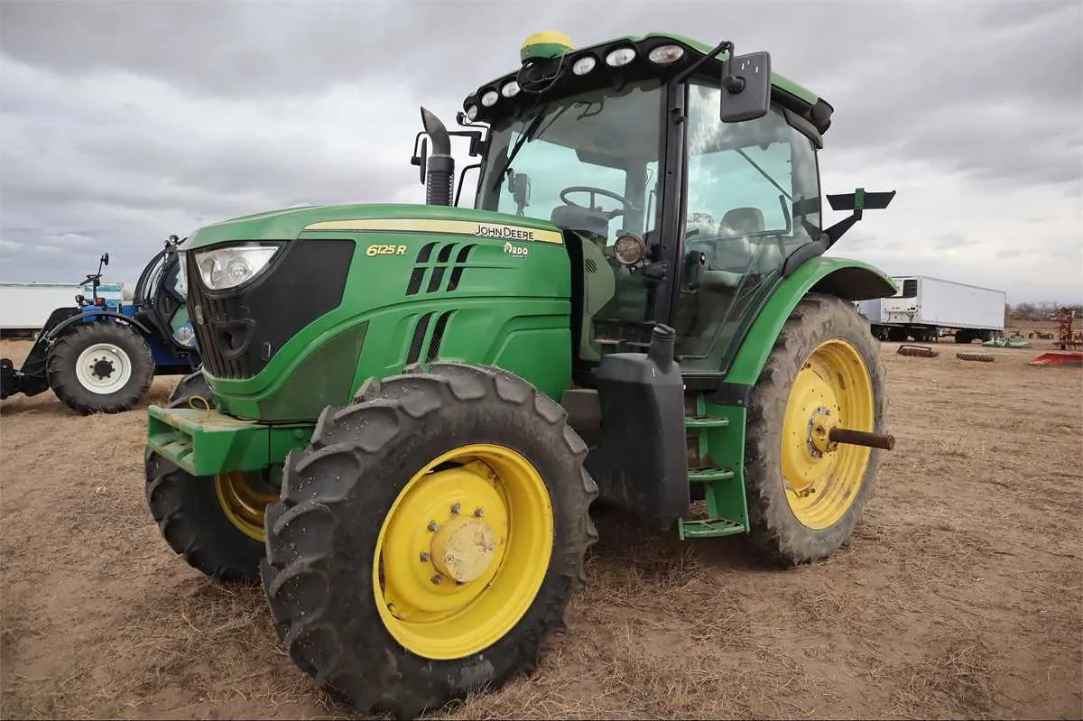 2013 john deere 6125r specs