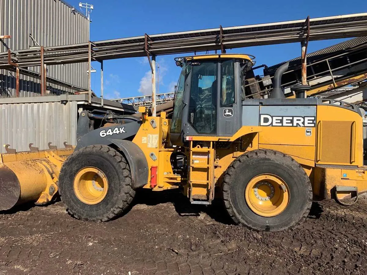 2015 644 john deere loader specs