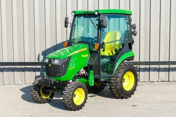 2015 john deere 2025r specs