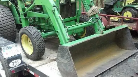 2017 john deere 1050 specs