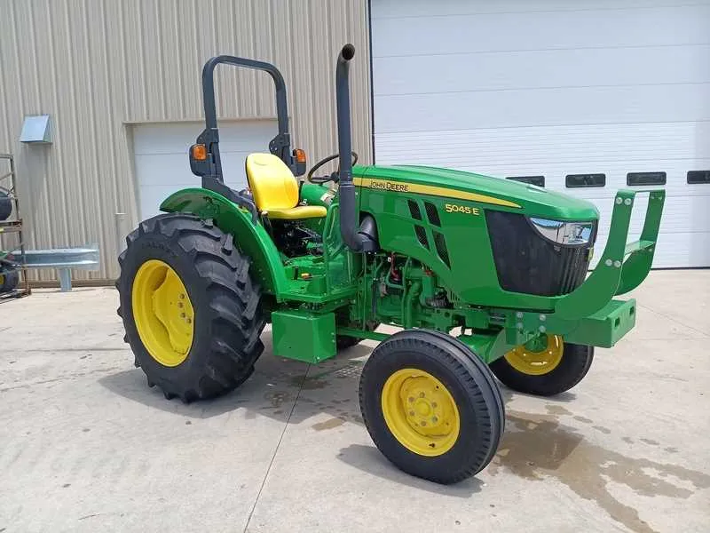2018 john deere 5045e specs