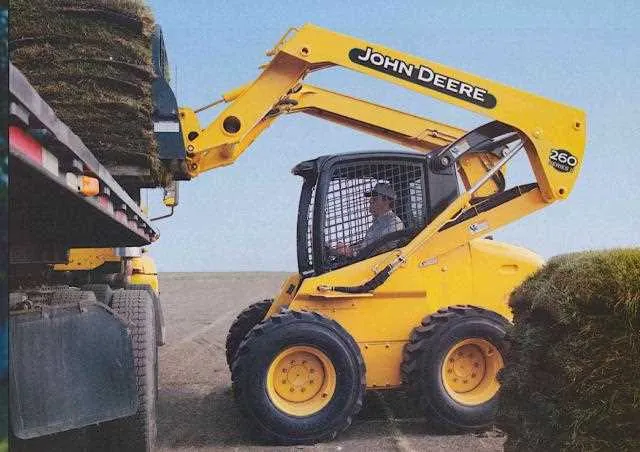 250 john deere specs
