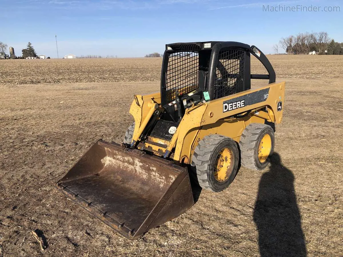 317 john deere specs
