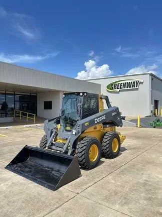 330g john deere specs