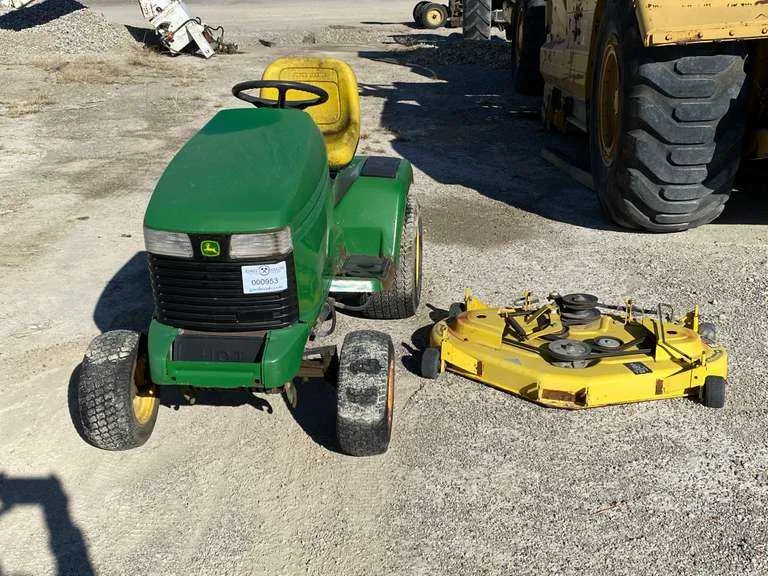 335 john deere lawn mower specs