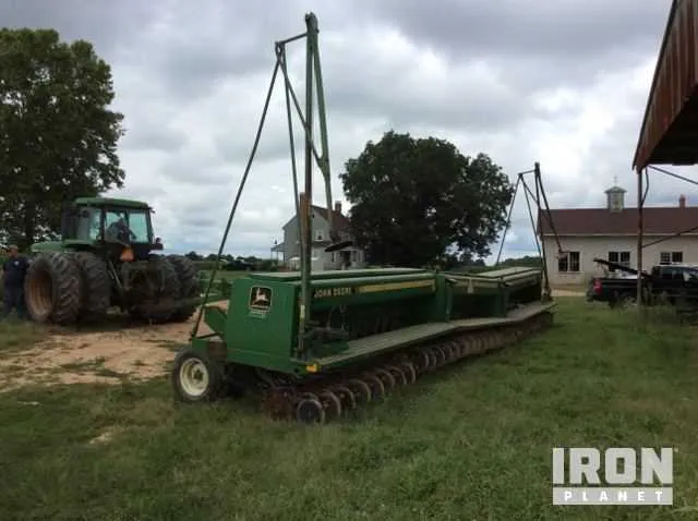 455 john deere drill specs