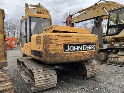 490e john deere specs