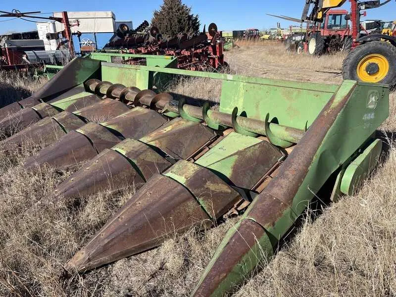 644 john deere specs