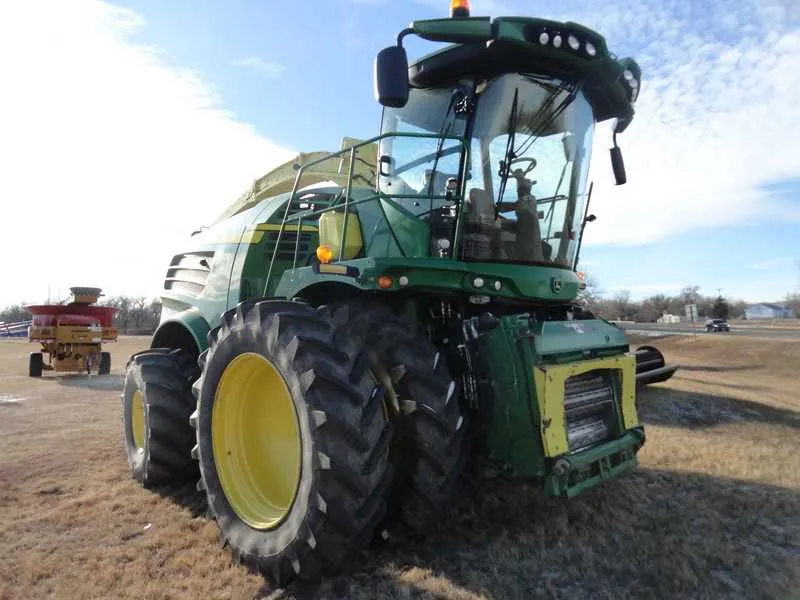 7980 john deere chopper specs