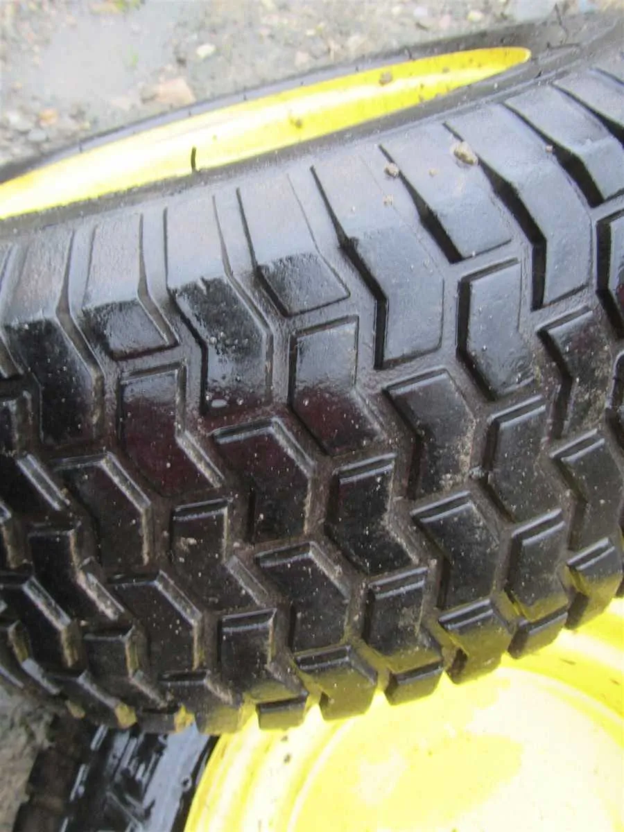 john deer la 130 specs