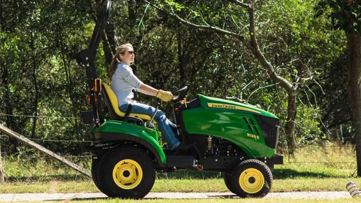 john deere 1032 tractor specs