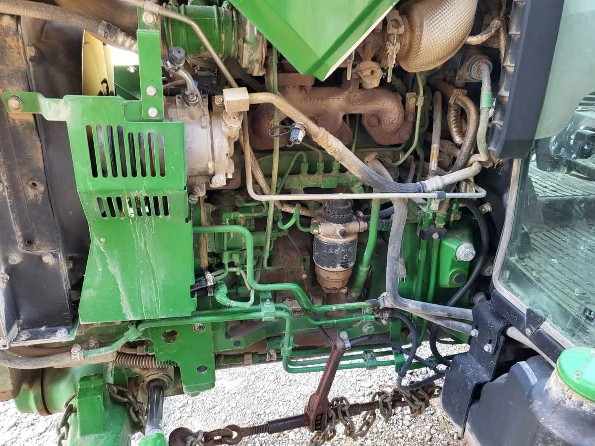 john deere 1050 engine specs