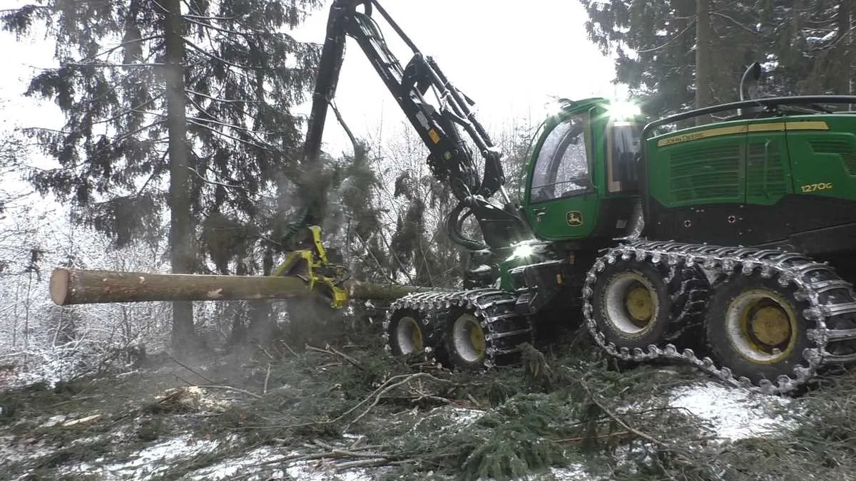 john deere 1270g specs