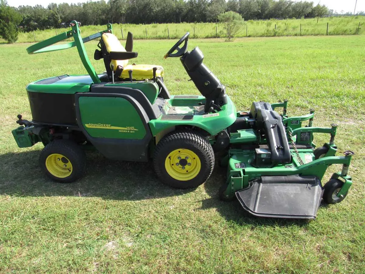 john deere 1445 specs