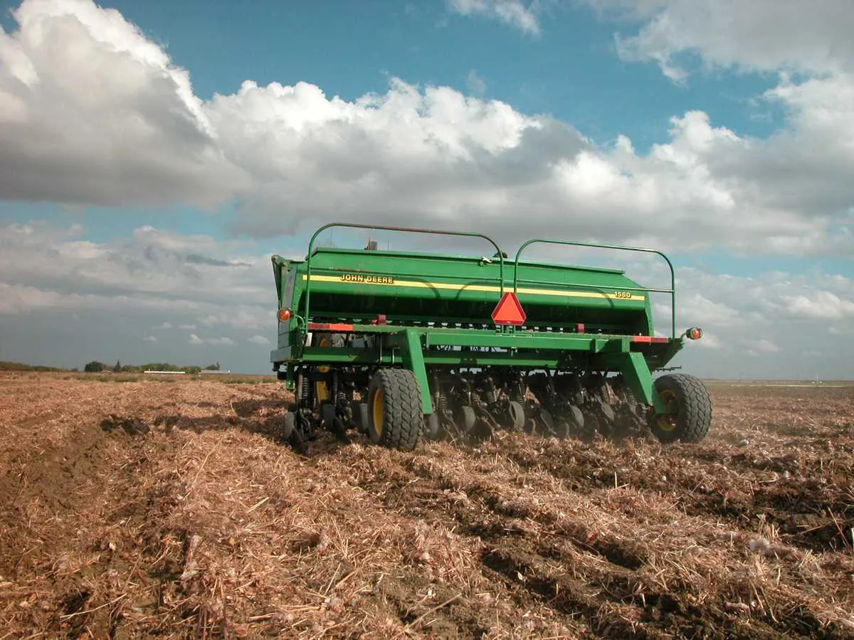 john deere 1560 no till drill specs