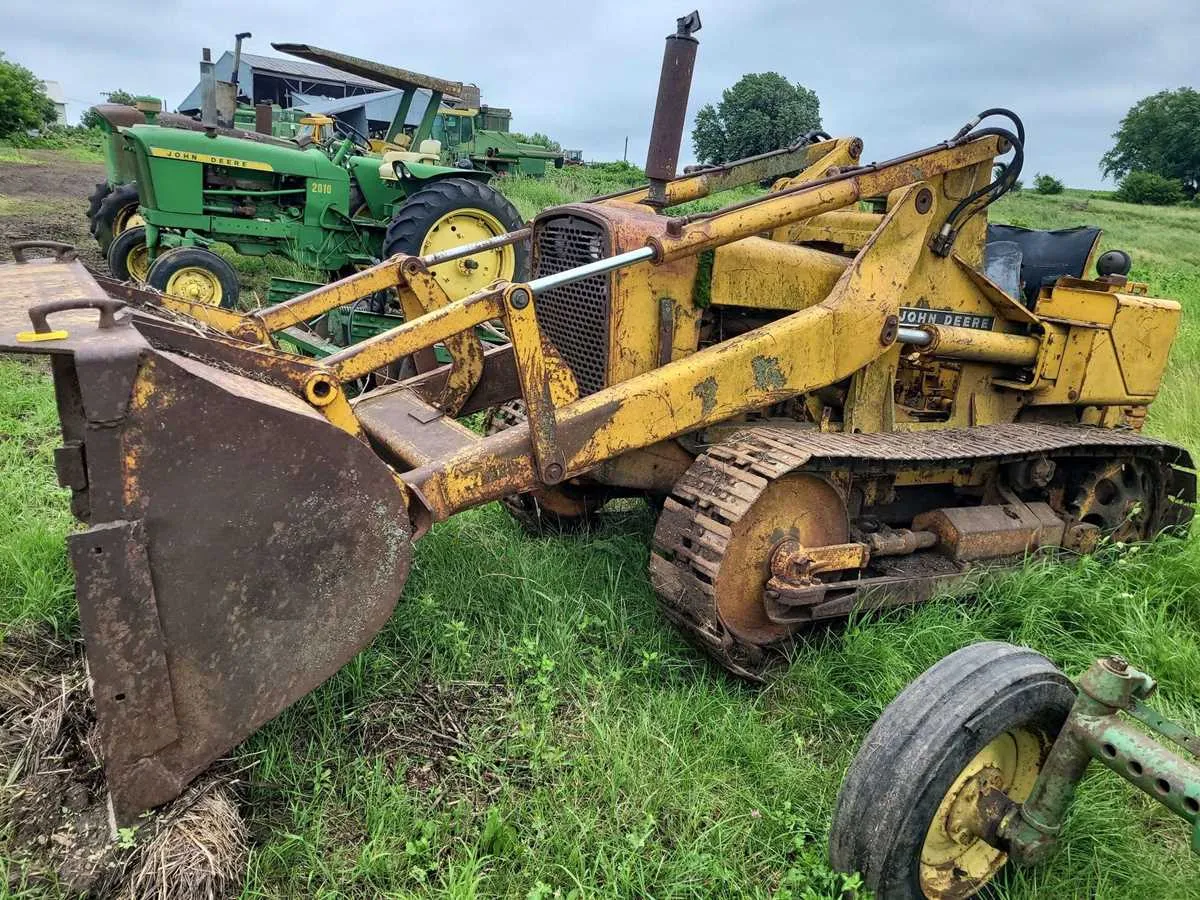 john deere 2010 crawler specs
