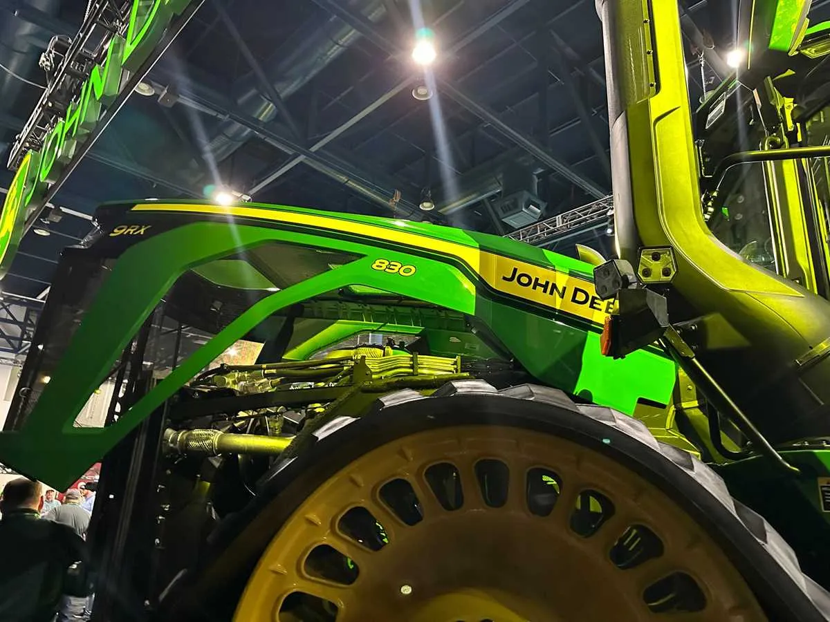 john deere 2020 gas specs