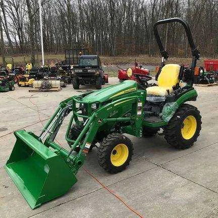 john deere 2025r tlb specs