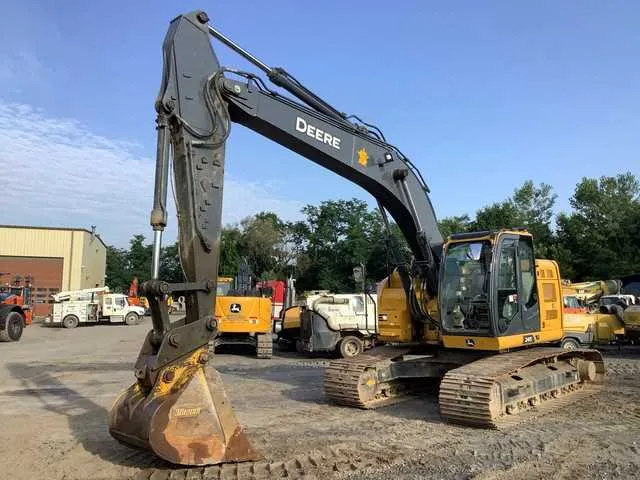 john deere 245p specs