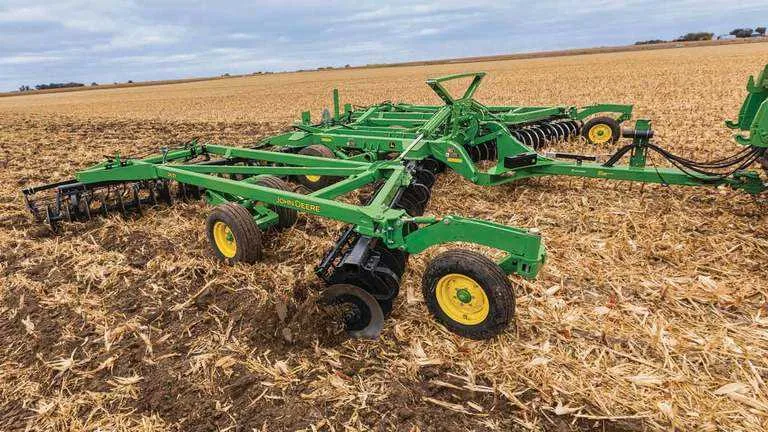 john deere 2623 specs