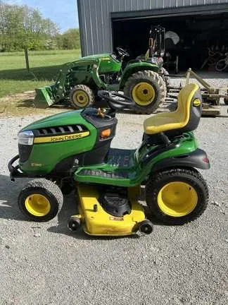 john deere 310 lawn tractor specs