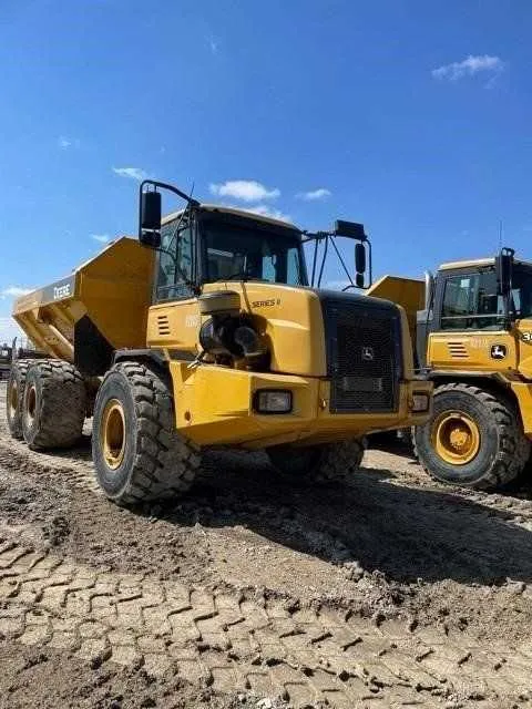 john deere 310e dump truck specs