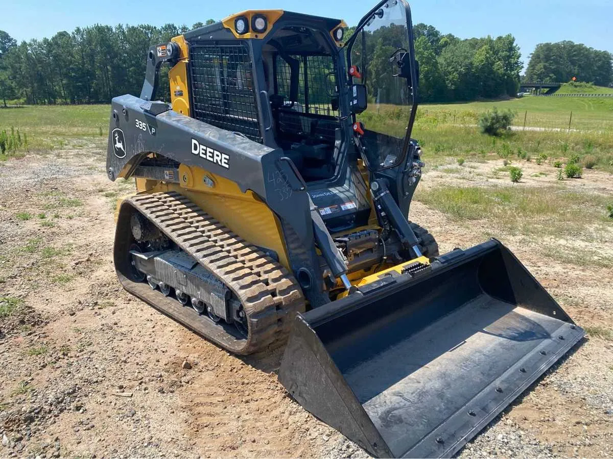 john deere 335p specs