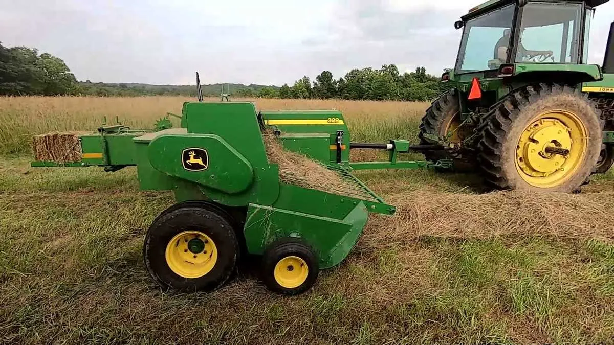 john deere 338 square baler specs
