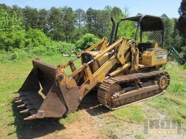 john deere 350b engine specs