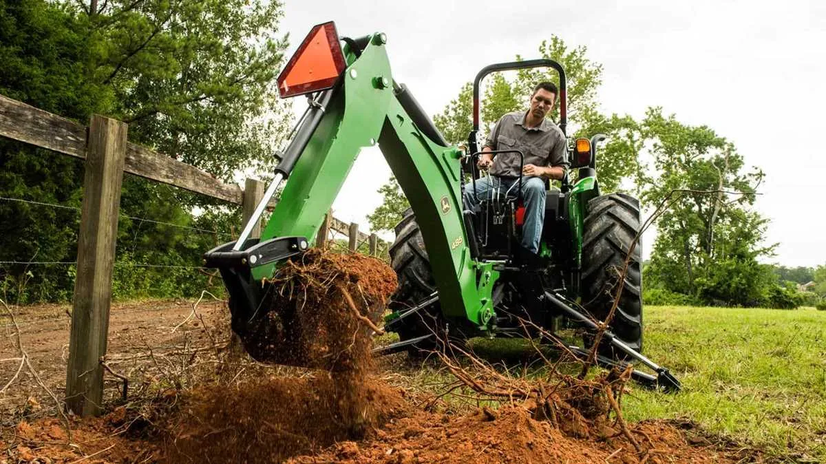 john deere 385a backhoe specs
