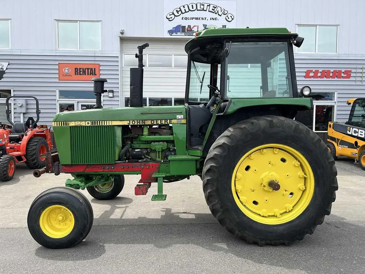 john deere 4240 engine specs