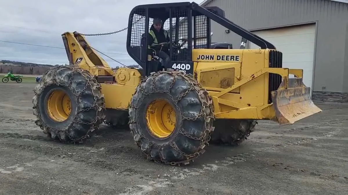john deere 440c specs