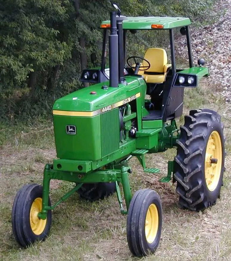 john deere 4440 specs