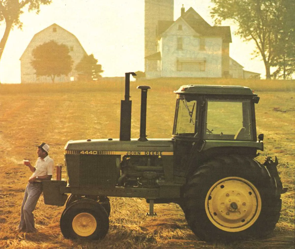john deere 4640 engine specs