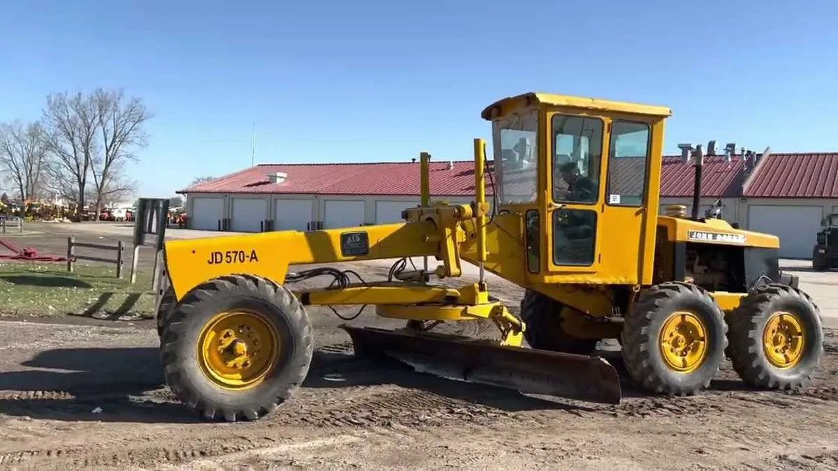 john deere 570 motor grader specs